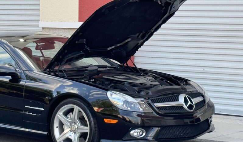 
								2011 Mercedes-Benz SL550 full									