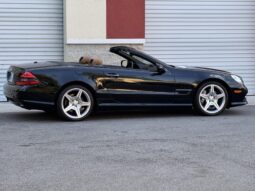 
										2011 Mercedes-Benz SL550 full									