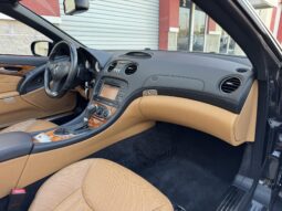 
										2011 Mercedes-Benz SL550 full									