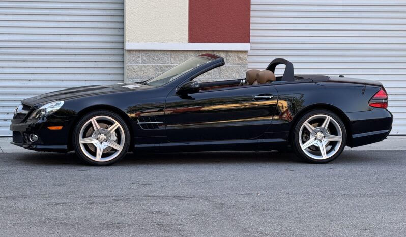 
								2011 Mercedes-Benz SL550 full									