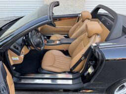 
										2011 Mercedes-Benz SL550 full									