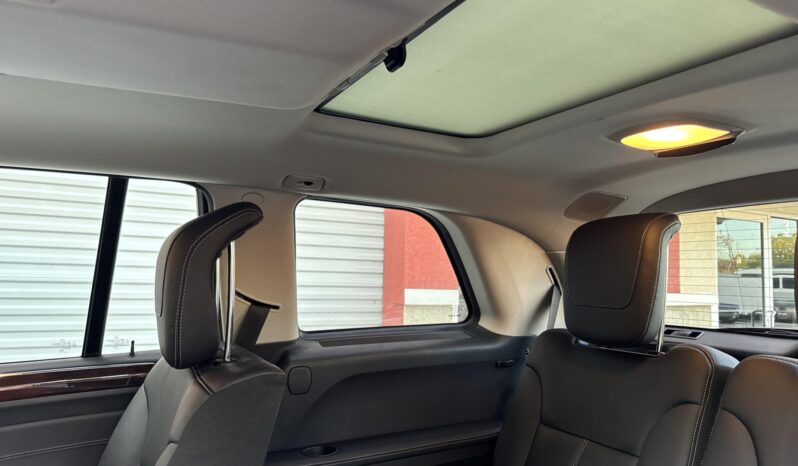 
								2012 Mercedes-Benz GL450 4MATIC full									