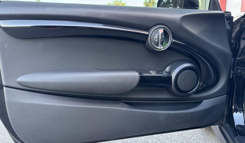 
								2016 Mini Cooper S 6-Speed full									