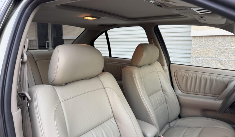 
								2001 Infiniti G20 full									