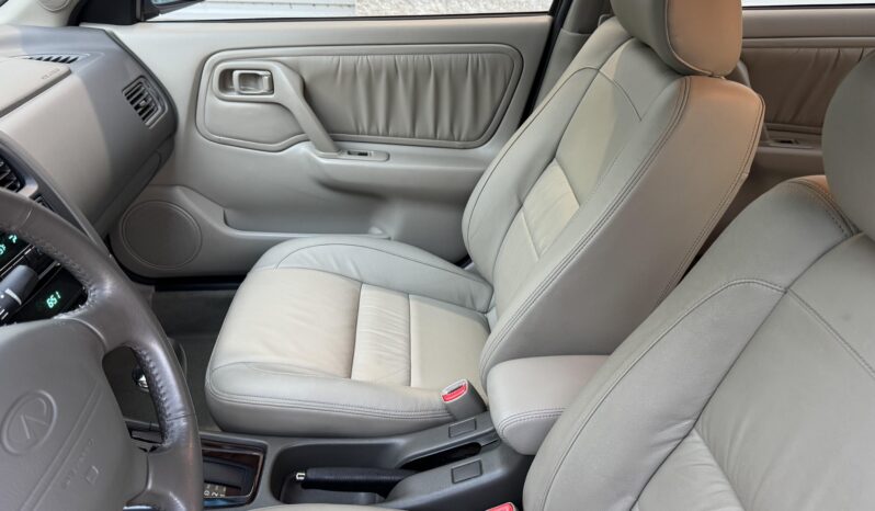 
								2001 Infiniti G20 full									