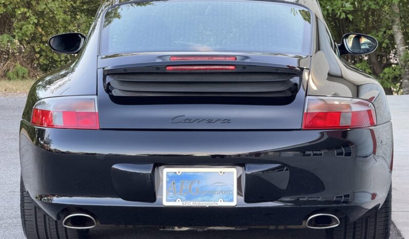 
								2002 Porsche 911 Carrera Coupe 6-Speed full									