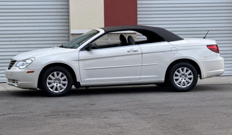 
								2008 Chrysler Sebring LX Convertible full									