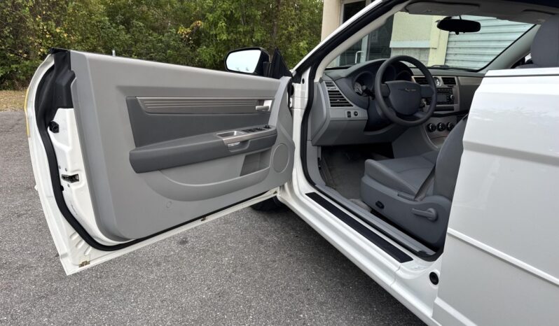 
								2008 Chrysler Sebring LX Convertible full									