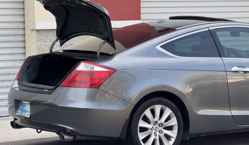 
								2008 Honda Accord Coupe V6 full									