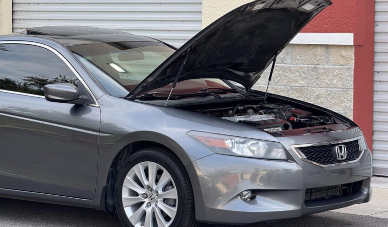 
								2008 Honda Accord Coupe V6 full									