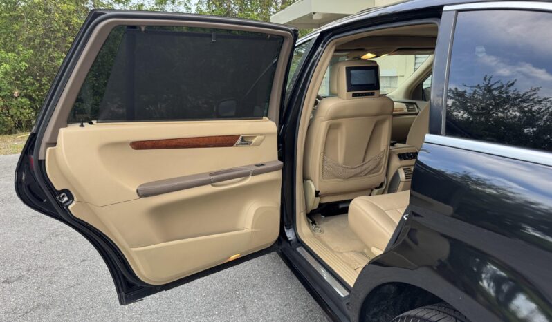 
								2008 Mercedes-Benz R350 4MATIC full									