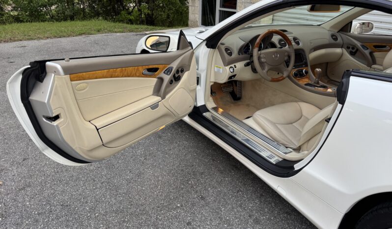 
								2008 Mercedes-Benz SL550 full									