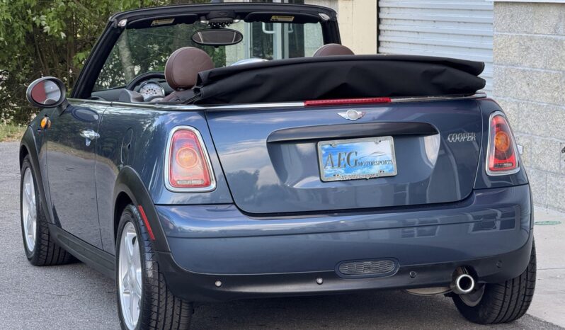 
								2009 Mini Cooper Convertible full									