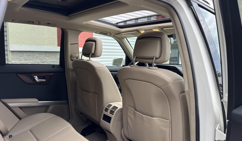 
								2010 Mercedes-Benz GLK350 4MATIC full									
