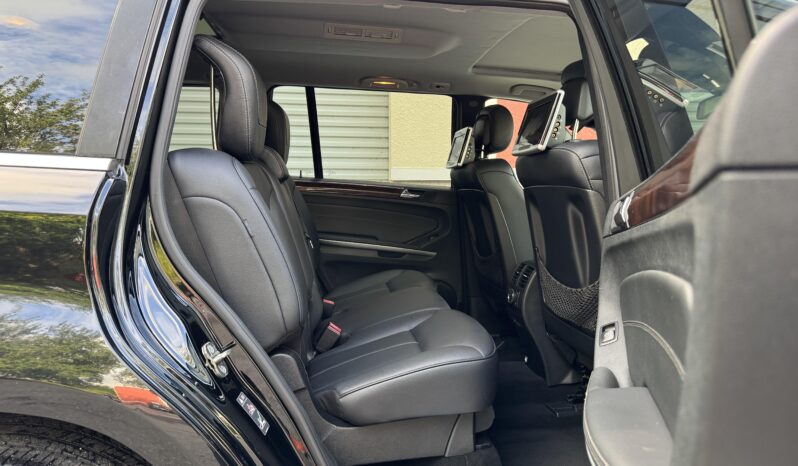 
								2011 Mercedes-Benz GL450 4MATIC full									