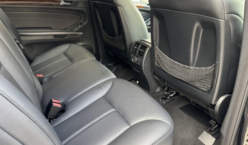 
								2011 Mercedes-Benz GL450 4MATIC full									