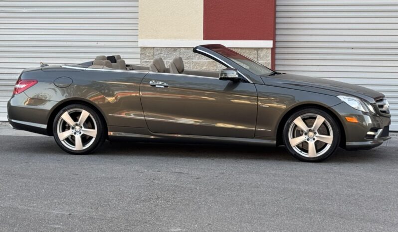 
								2012 Mercedes-Benz E550 Cabriolet full									