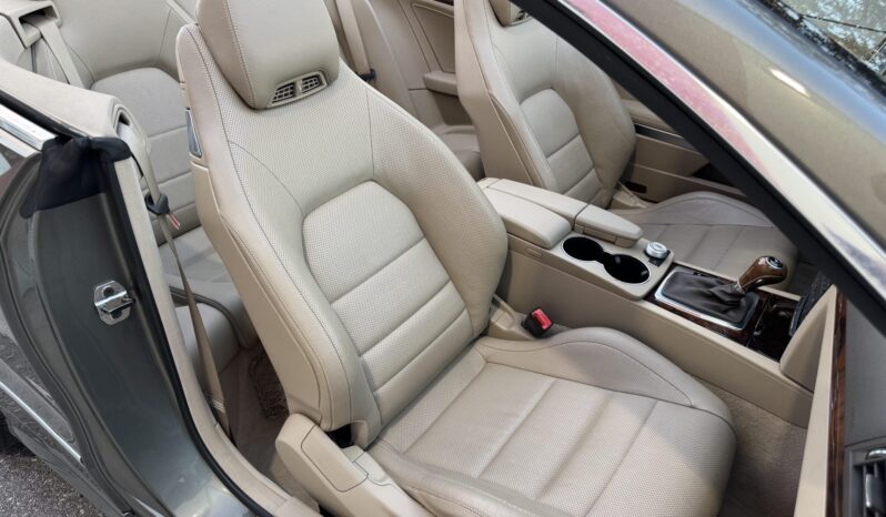 
								2012 Mercedes-Benz E550 Cabriolet full									