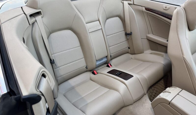 
								2012 Mercedes-Benz E550 Cabriolet full									