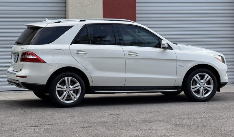 
								2012 Mercedes-Benz ML350 4MATIC full									