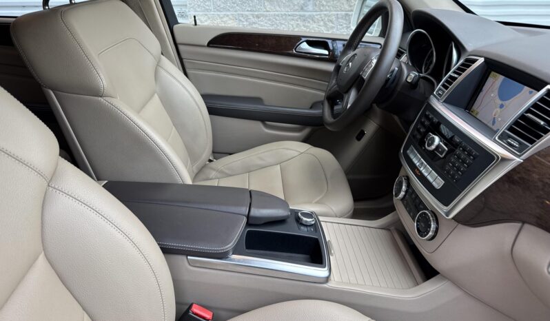 
								2012 Mercedes-Benz ML350 4MATIC full									