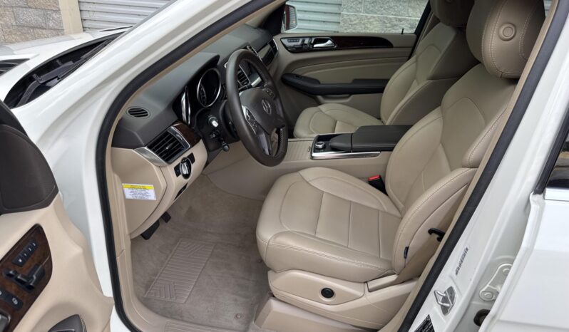 
								2012 Mercedes-Benz ML350 4MATIC full									
