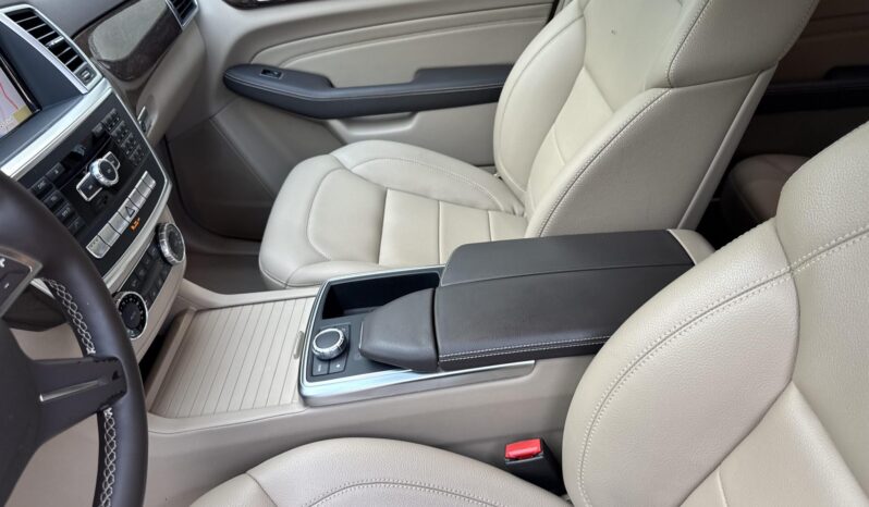 
								2012 Mercedes-Benz ML350 4MATIC full									
