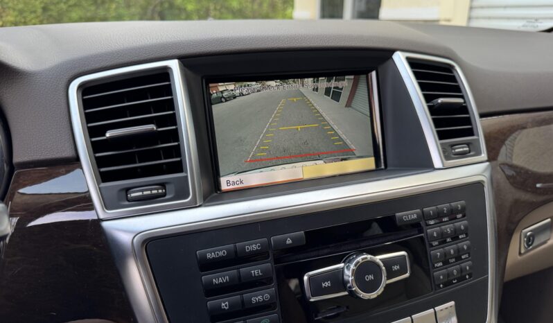 
								2012 Mercedes-Benz ML350 4MATIC full									