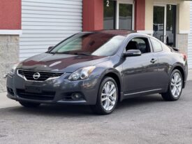 2012 Nissan Altima 3.5 SR Coupe 6-Speed