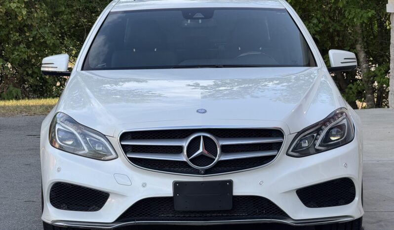 
								2014 Mercedes-Benz E550 4MATIC Sedan full									