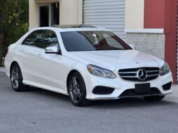 
										2014 Mercedes-Benz E550 4MATIC Sedan full									