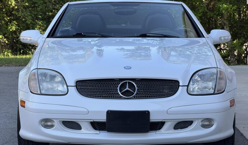 
								2001 Mercedes-Benz SLK320 full									
