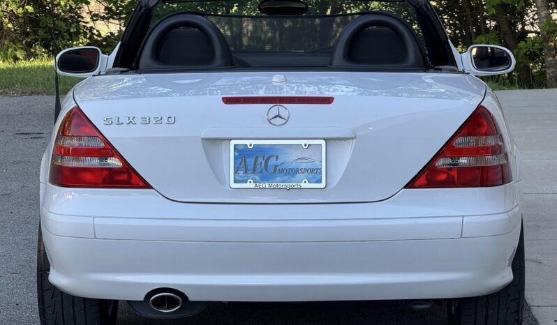 
								2001 Mercedes-Benz SLK320 full									