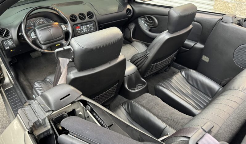 
								2002 Pontiac Firebird Trans Am full									