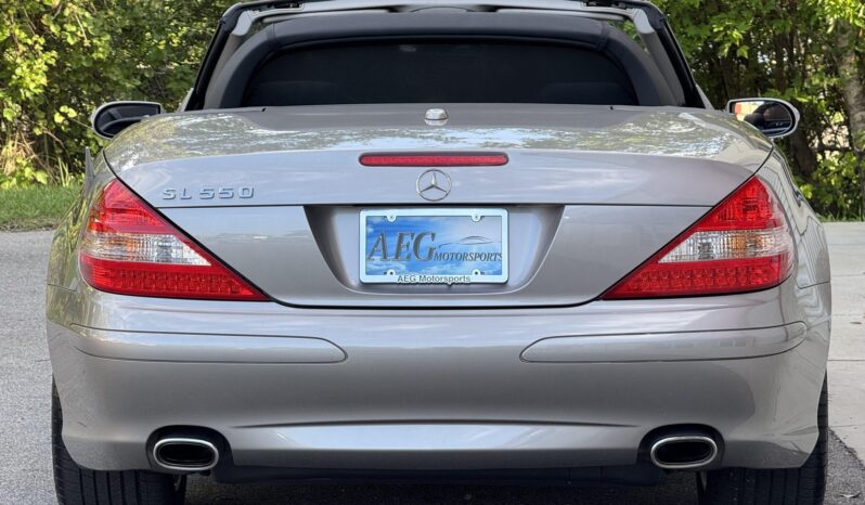 
								2007 Mercedes-Benz SL550 full									