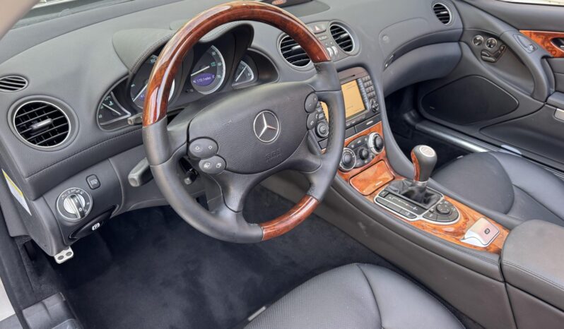 
								2007 Mercedes-Benz SL550 full									