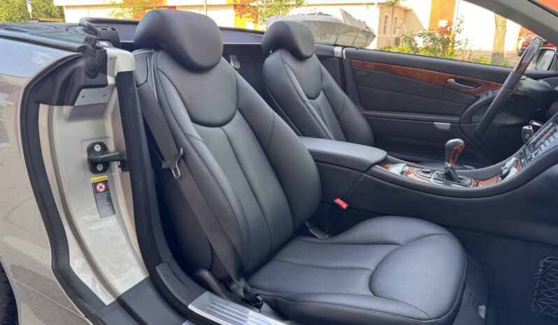 
								2007 Mercedes-Benz SL550 full									
