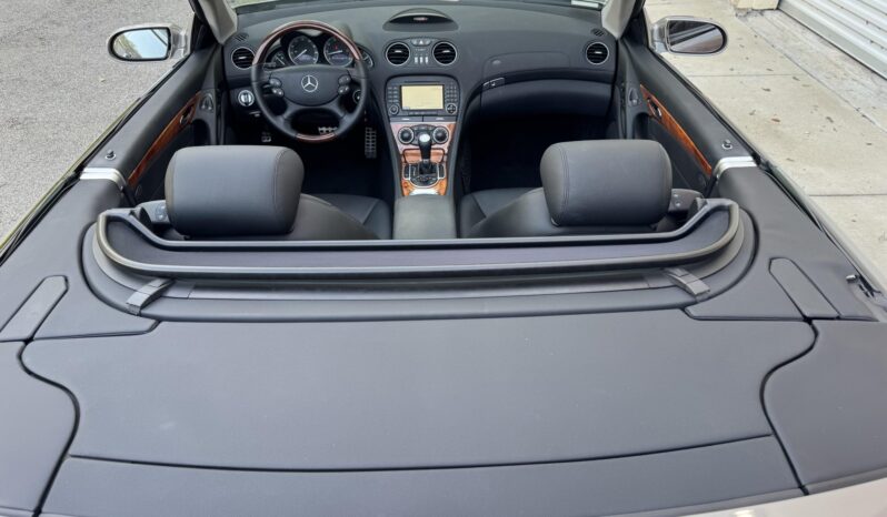 
								2007 Mercedes-Benz SL550 full									