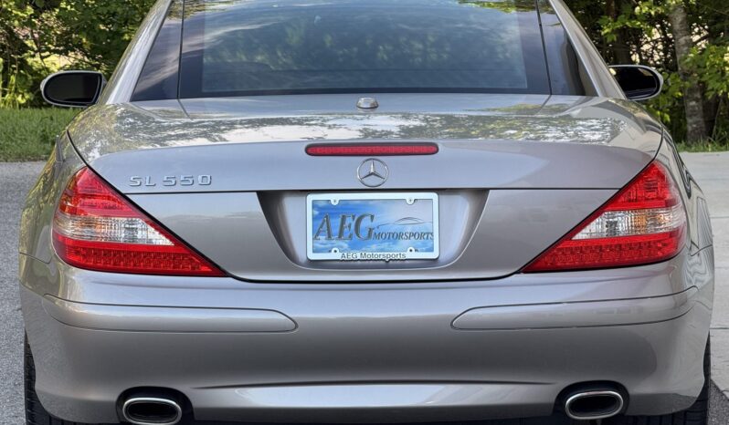 
								2007 Mercedes-Benz SL550 full									