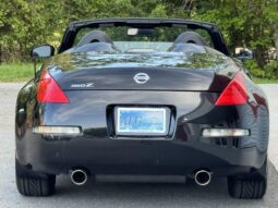 
										2007 Nissan 350Z Touring Roadster full									