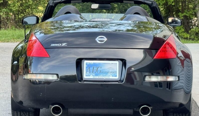 
								2007 Nissan 350Z Touring Roadster full									