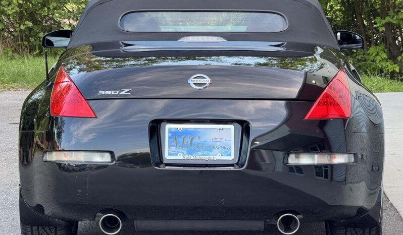 
								2007 Nissan 350Z Touring Roadster full									