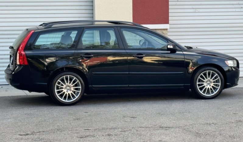 
								2009 Volvo V50 2.4i full									