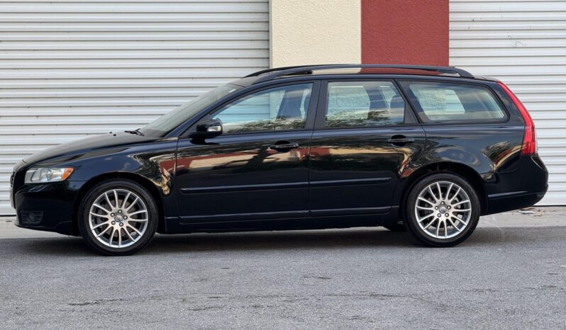 
								2009 Volvo V50 2.4i full									