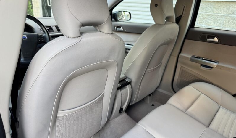 
								2009 Volvo V50 2.4i full									