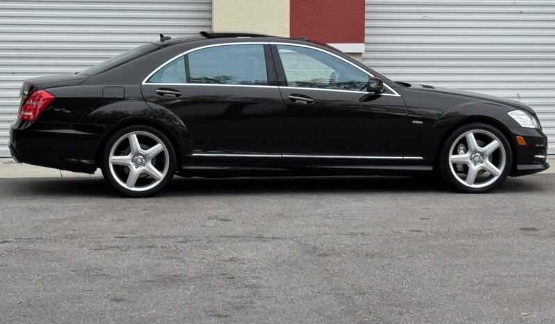 
								2012 Mercedes-Benz S550 4MATIC full									