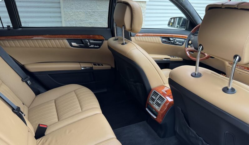 
								2012 Mercedes-Benz S550 4MATIC full									