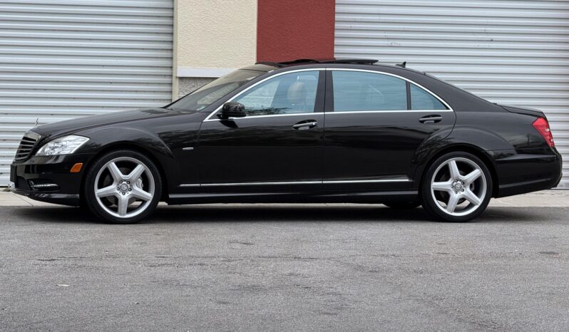 
								2012 Mercedes-Benz S550 4MATIC full									