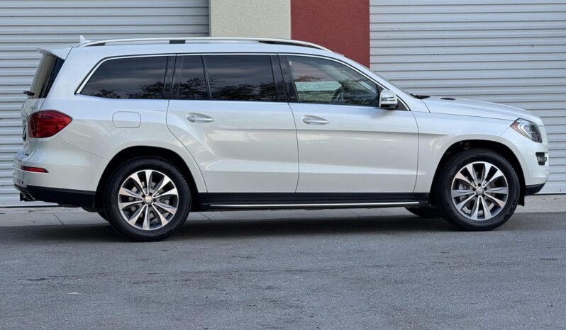 
								2015 Mercedes-Benz GL450 4MATIC full									