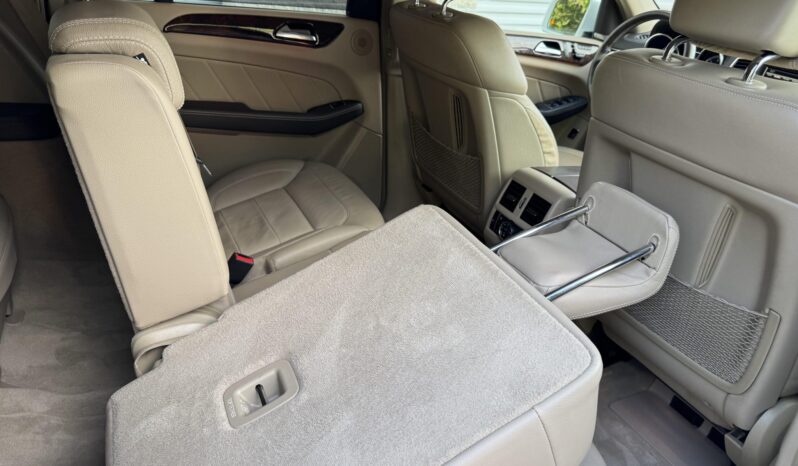 
								2015 Mercedes-Benz GL450 4MATIC full									